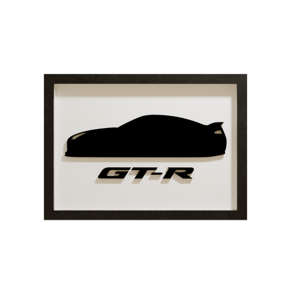 Nissan GT-R als minimalistische Acrylglas-Autosilhouette